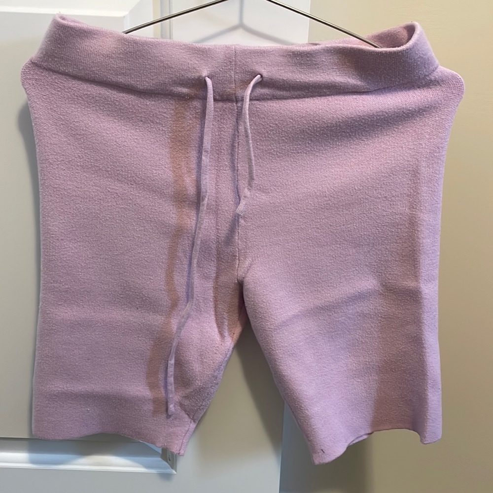 knit shorts